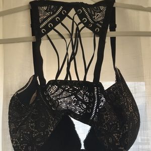 EUC Victoria Secret push up bra